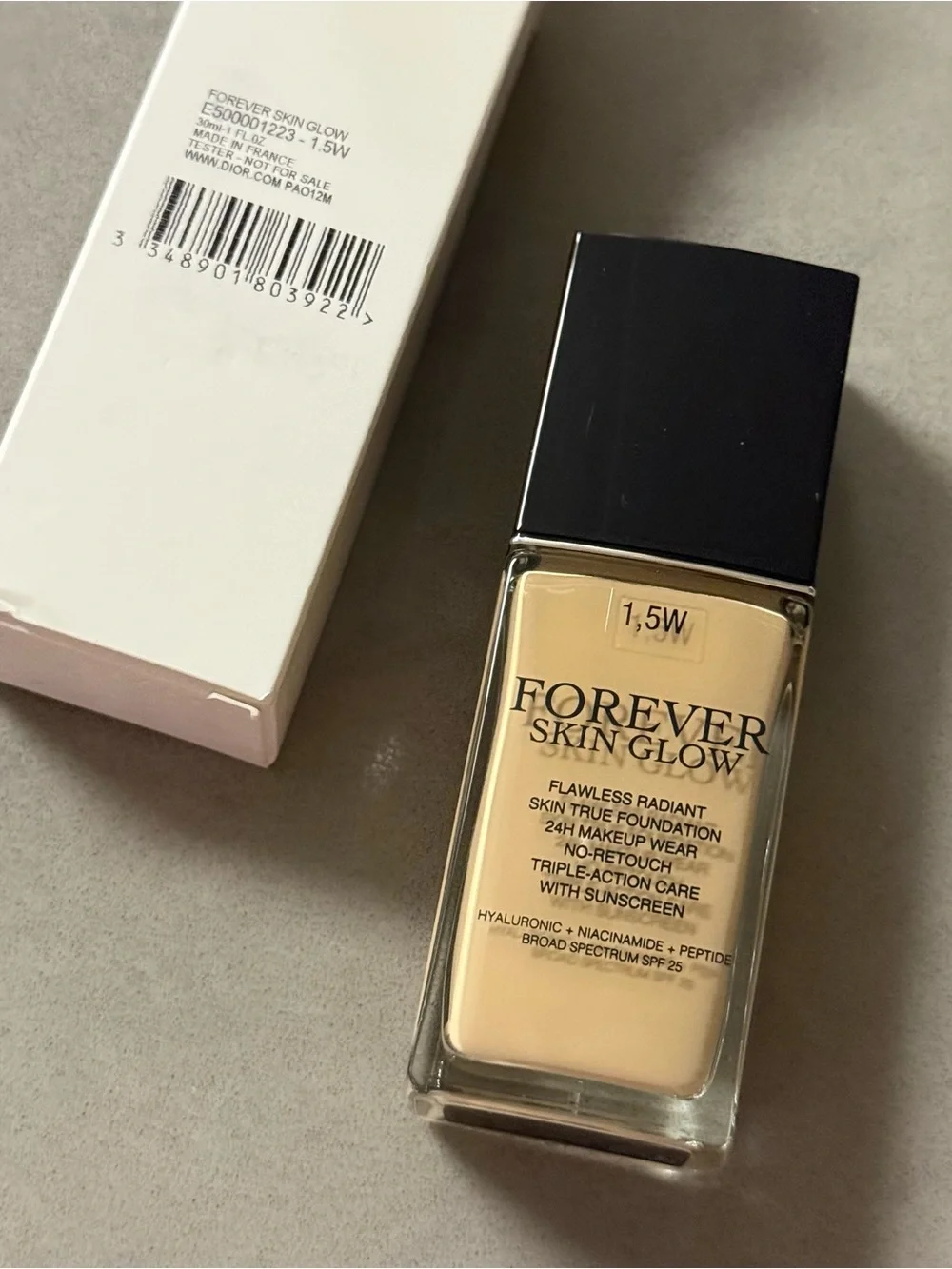1.5W Dior Forever Skin Glow Foundation